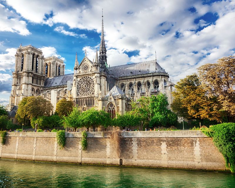parigi gallery 5.jpeg